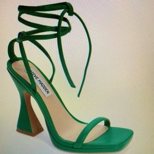 Steve Madden Lafayette Sandal